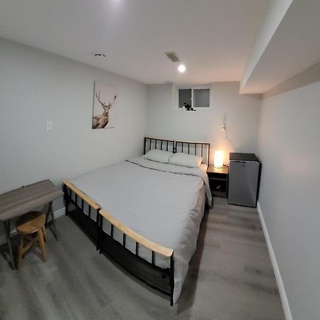 Guest House Basement - Master Bedrooms In Bayview Village Toronto Exterior foto