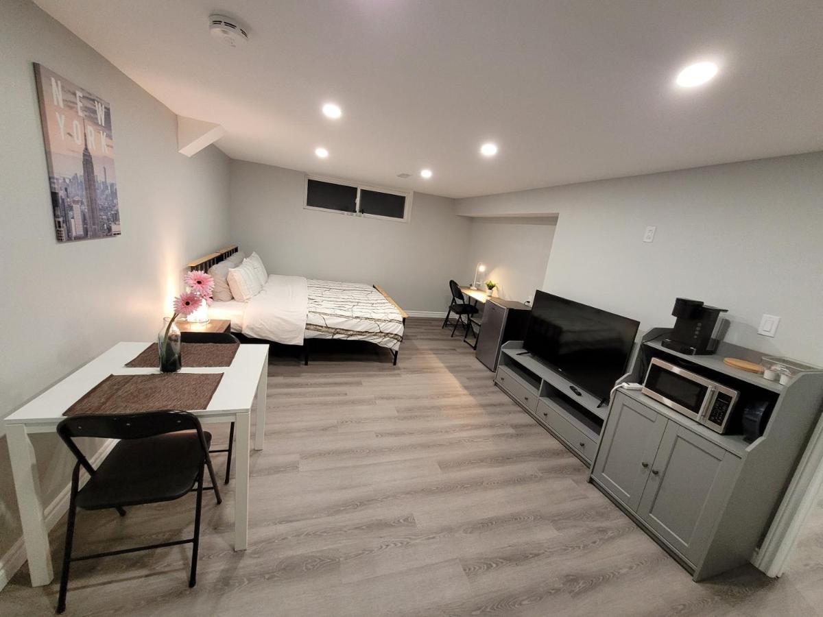 Guest House Basement - Master Bedrooms In Bayview Village Toronto Exterior foto
